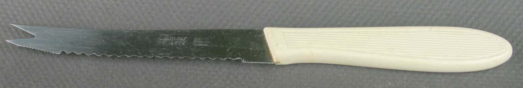 Cheese-Knife-Cameo-Germany