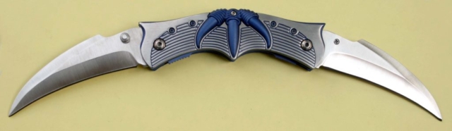 Double Blade Folding Knife